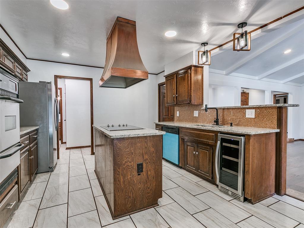 11217 Twisted Oak Road Property Photo 27