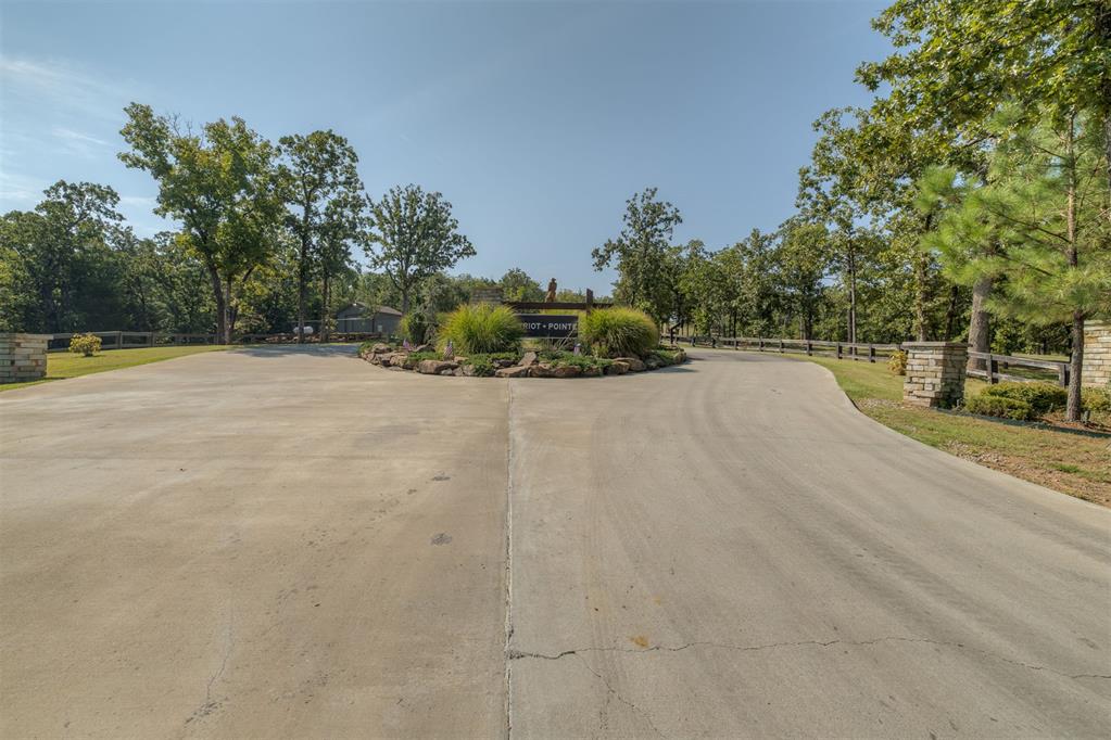 187 Patriot Pointe Property Photo 8