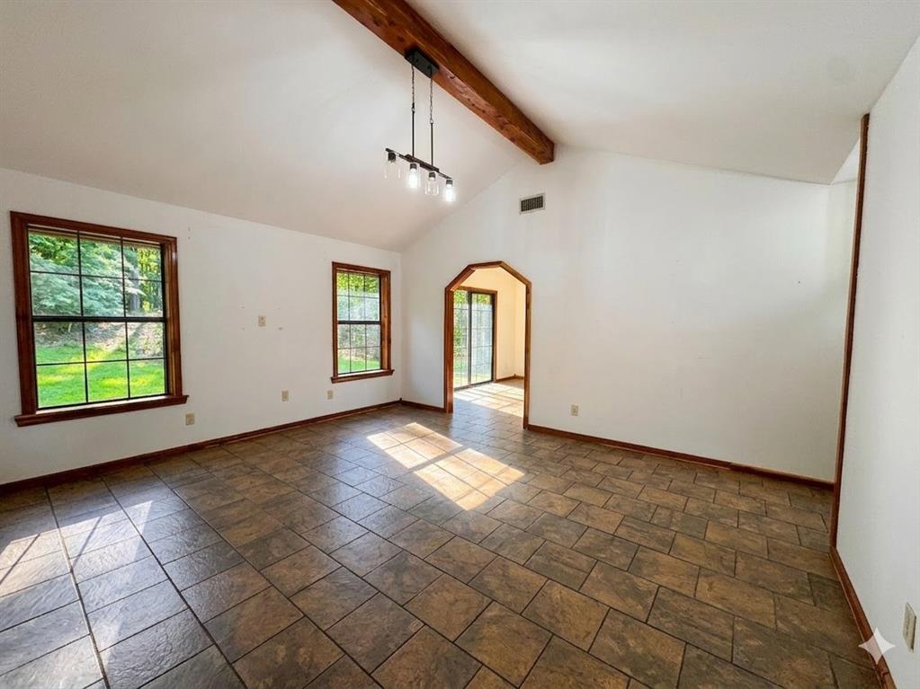 106 Tranquil Lane Property Photo 4
