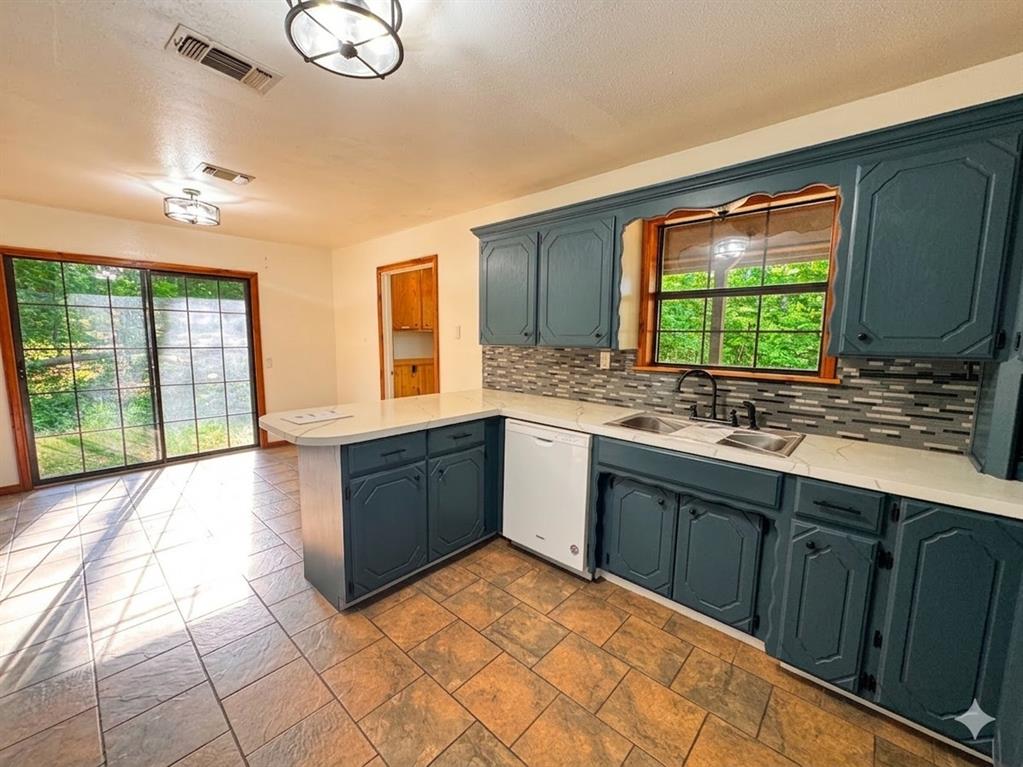 106 Tranquil Lane Property Photo 8
