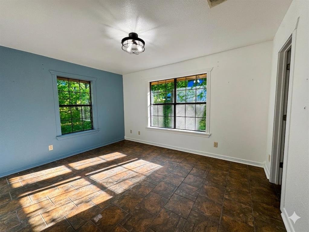 106 Tranquil Lane Property Photo 9