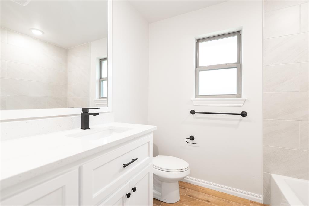 2225 Nw 170th Street Property Photo 24