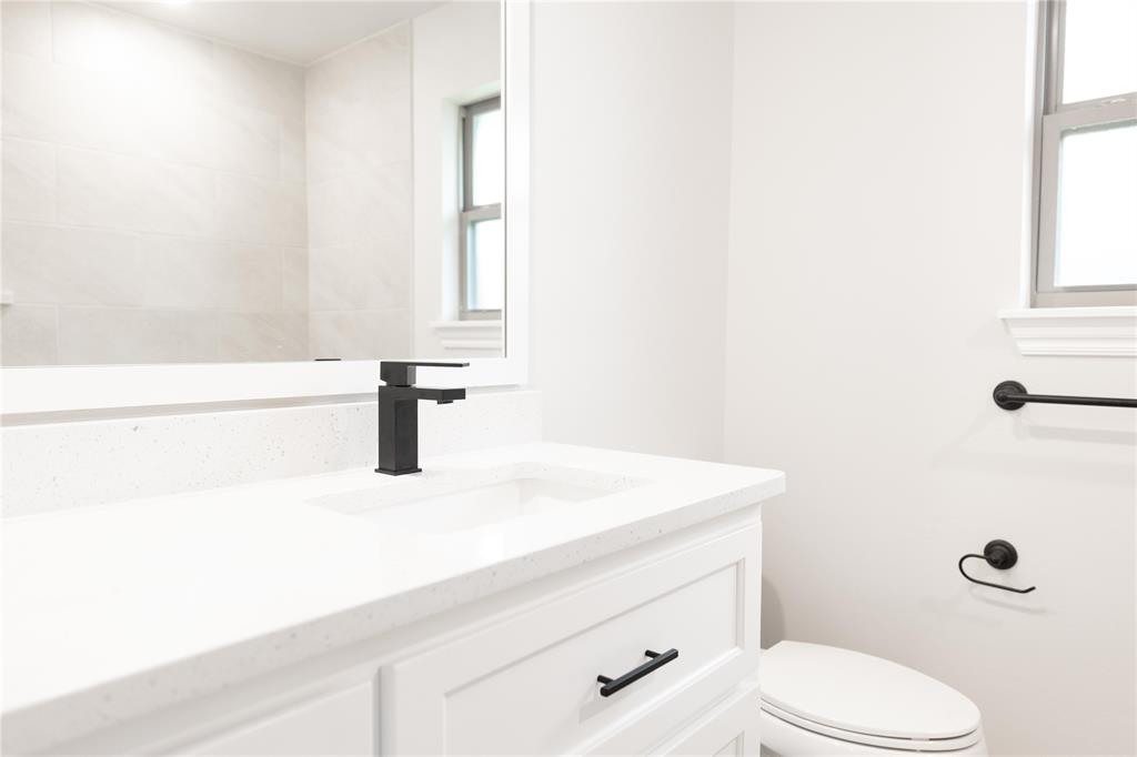 2225 Nw 170th Street Property Photo 25