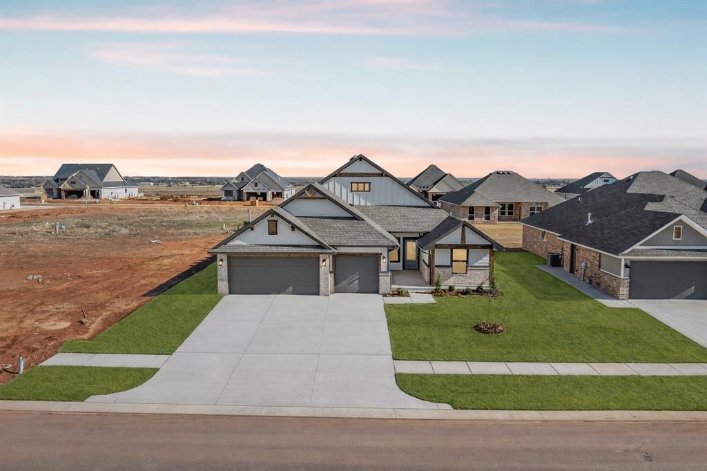 1220145 Property Photo 1