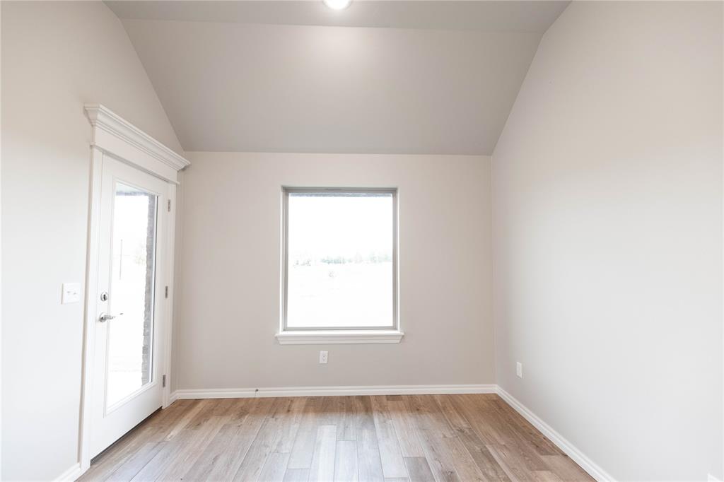 12217 Sw 32nd Place Property Photo 5