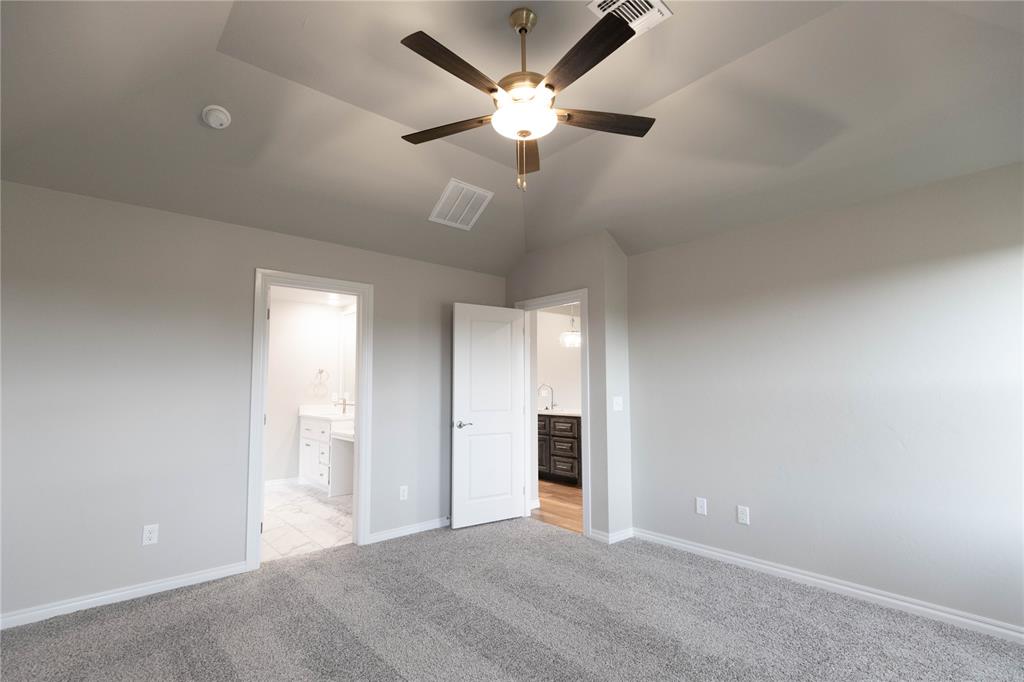 12217 Sw 32nd Place Property Photo 8