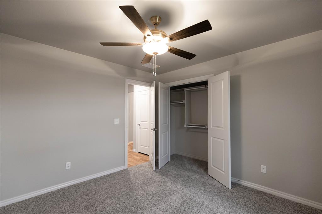 12217 Sw 32nd Place Property Photo 13