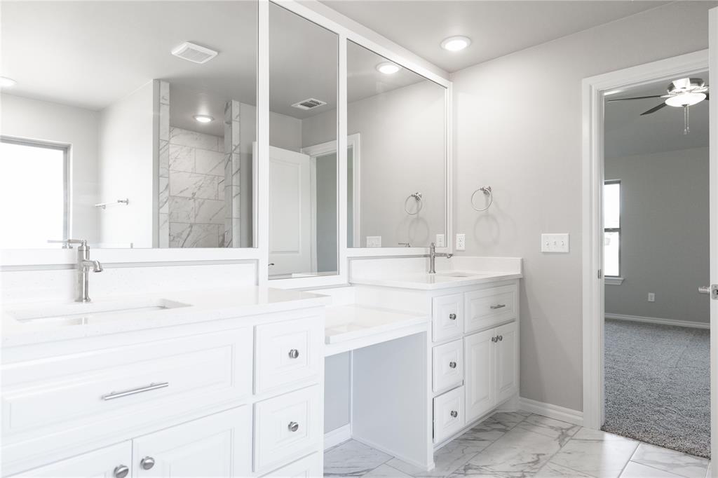 12217 Sw 32nd Place Property Photo 15