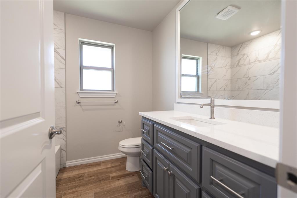 12217 Sw 32nd Place Property Photo 23