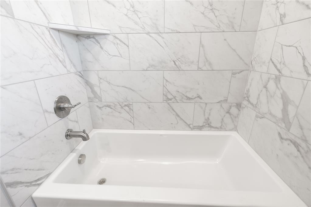 12217 Sw 32nd Place Property Photo 24