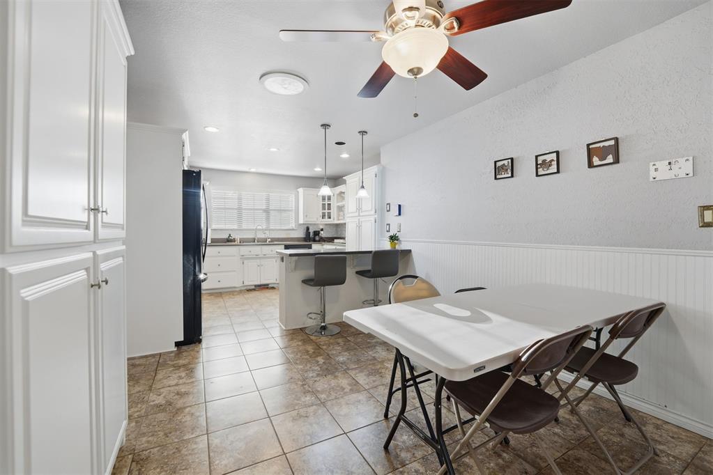 8717 Us Highway 183 Property Photo 15