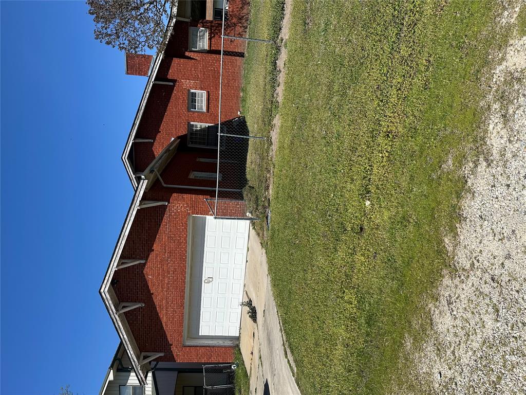 623 E Main Street Property Photo 1