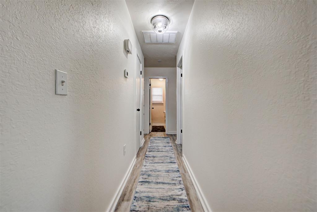 1004 S Neptune Road Property Photo 16