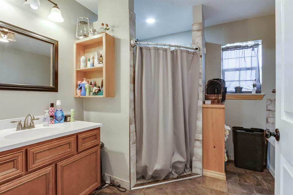 17725 Saddleback Lane Property Photo 17