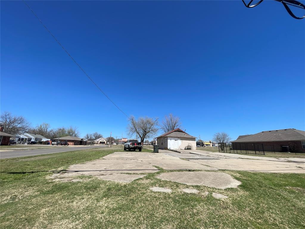 1220289 Property Photo 5