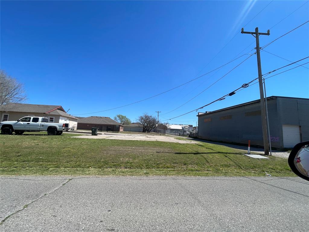 1220289 Property Photo 6