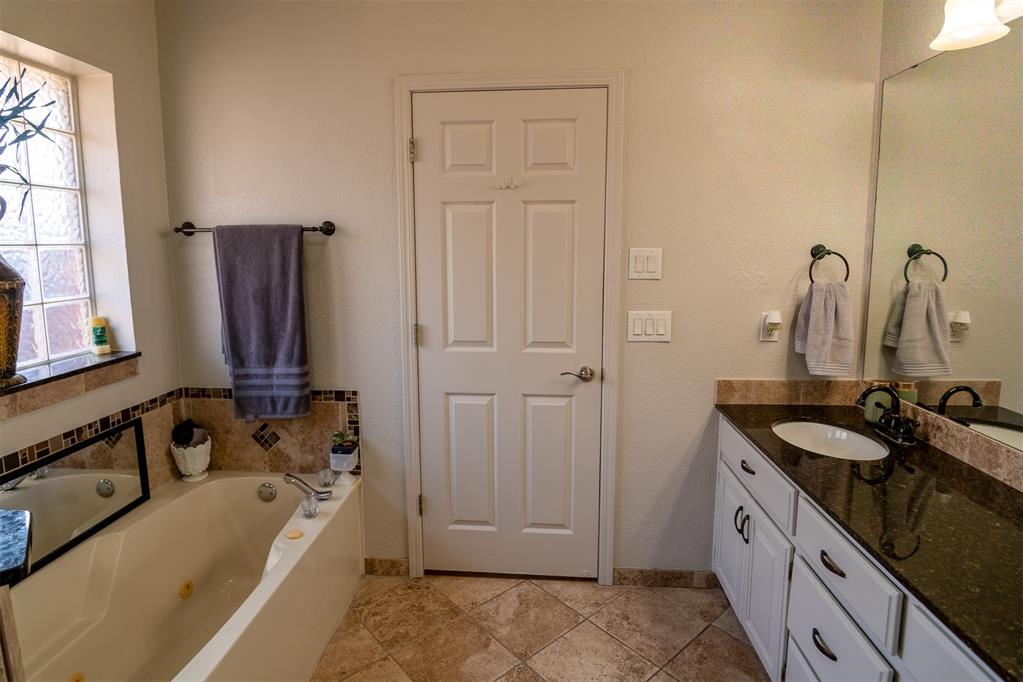 1221 Nw 181st Street Property Photo 14