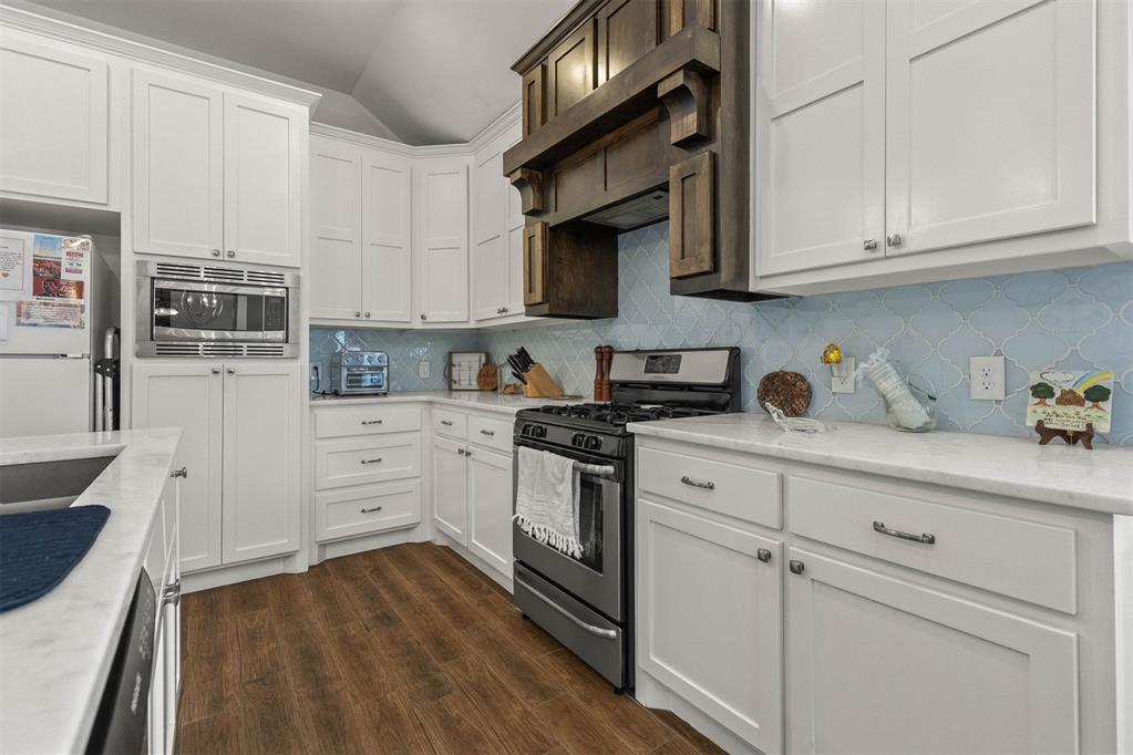 1 Ivory Drive Property Photo 8