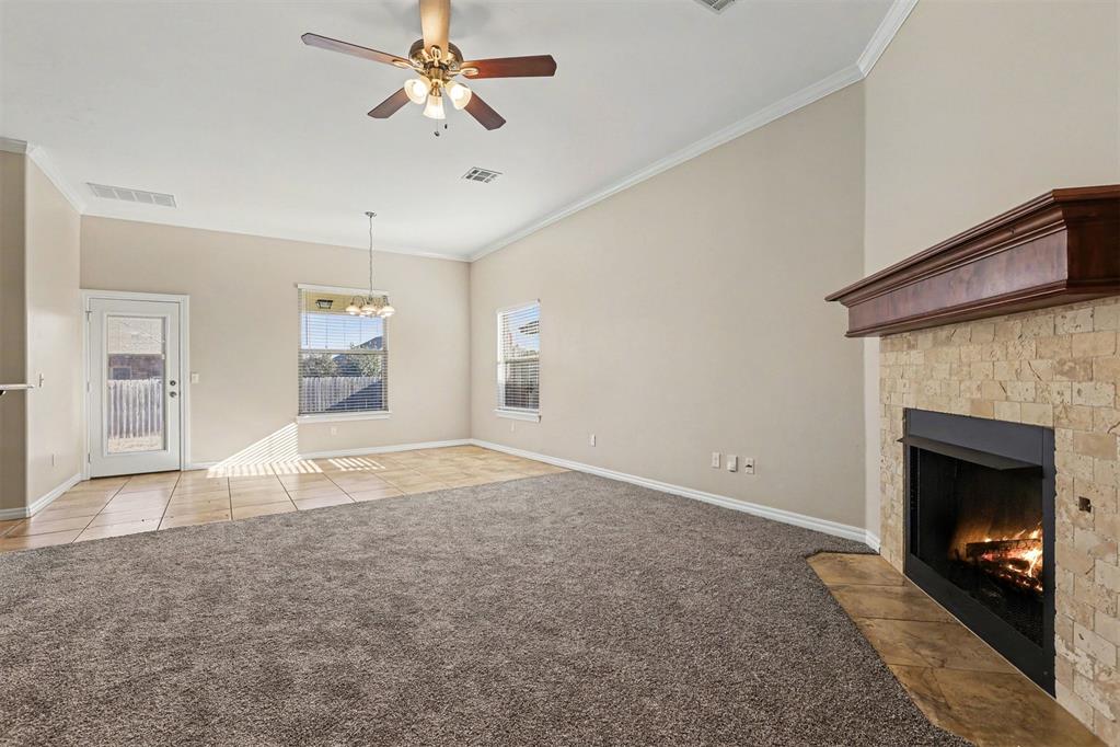 8021 Nw 159th Street Property Photo 5