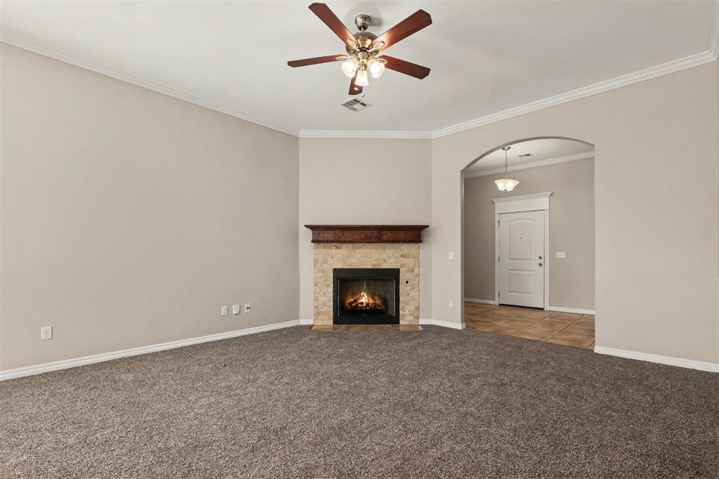 8021 Nw 159th Street Property Photo 9