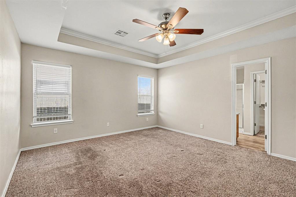 2912 Danielle Terrace Property Photo 17