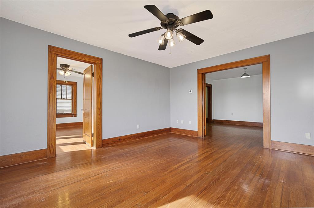 209 N Rush Avenue Property Photo 15