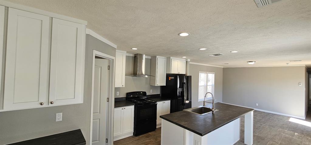 1220536 Property Photo 3