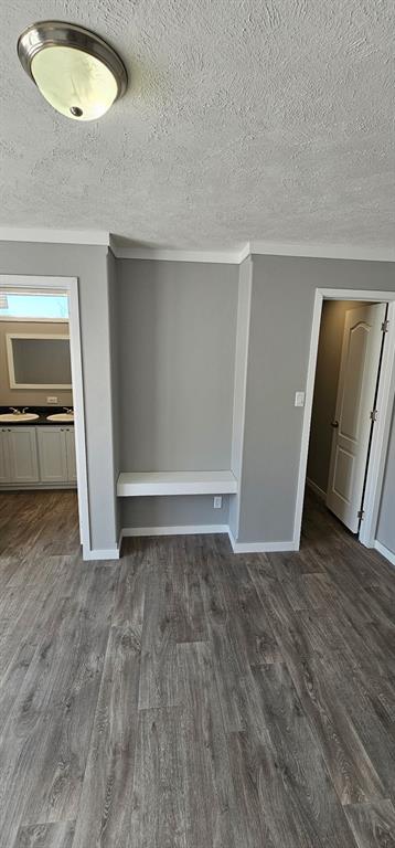 1220536 Property Photo 5