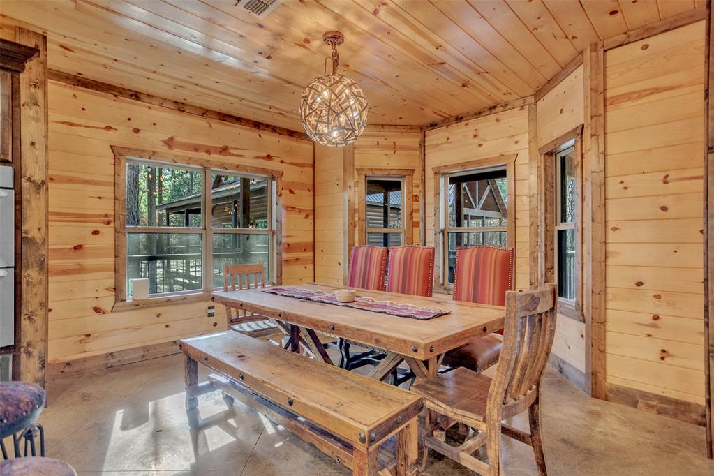 658 Sugar Pine Loop Property Photo 11