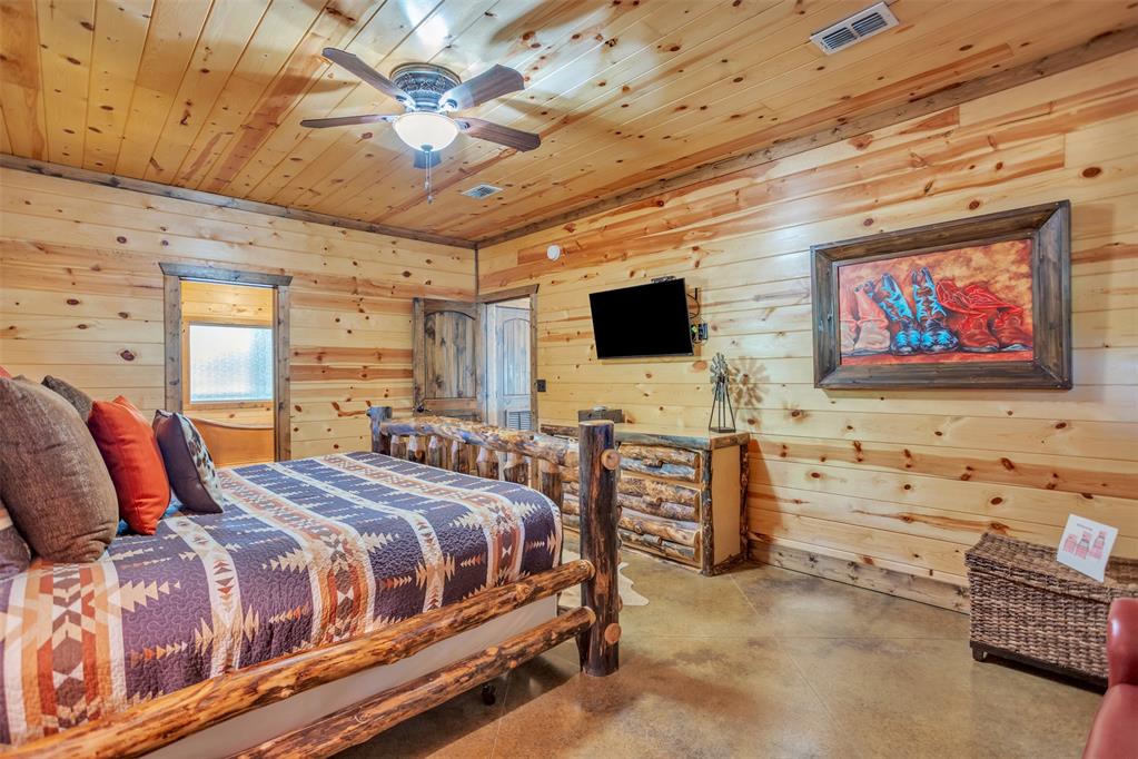 658 Sugar Pine Loop Property Photo 13