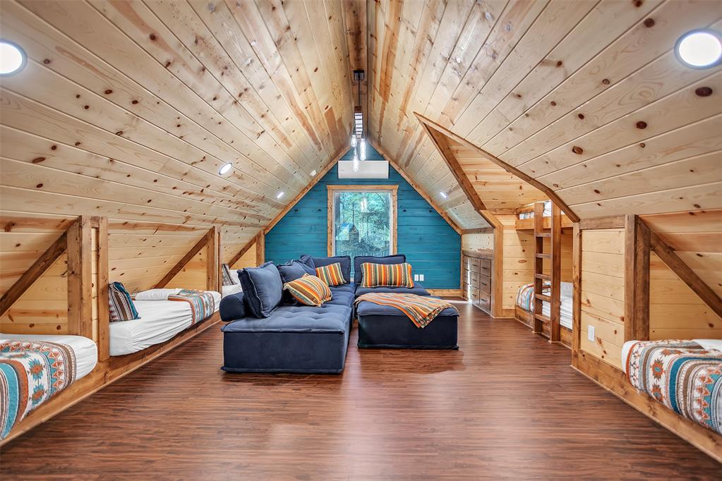 658 Sugar Pine Loop Property Photo 34