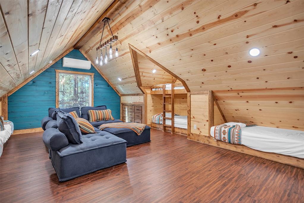 658 Sugar Pine Loop Property Photo 35
