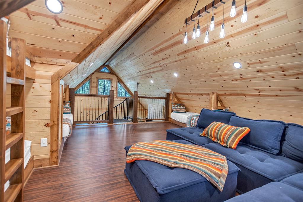 658 Sugar Pine Loop Property Photo 36