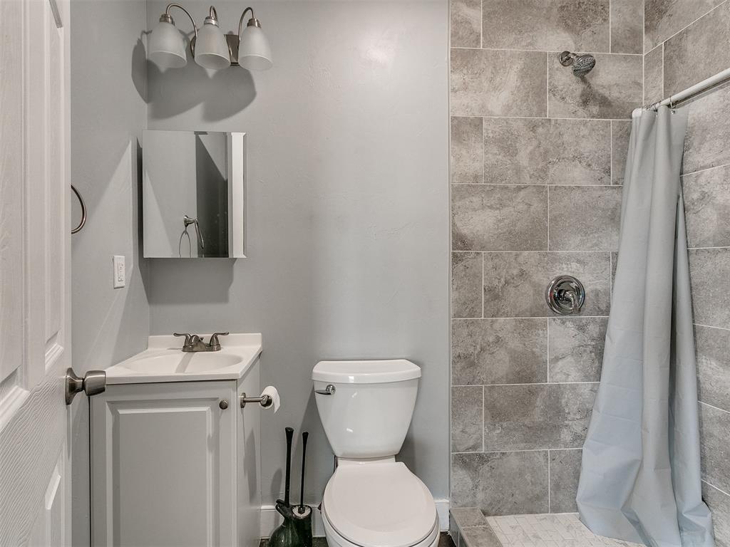 1615 Nw 1st Street A & B Property Photo 9