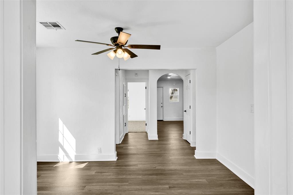 1301 N Mckinley Avenue Property Photo 11