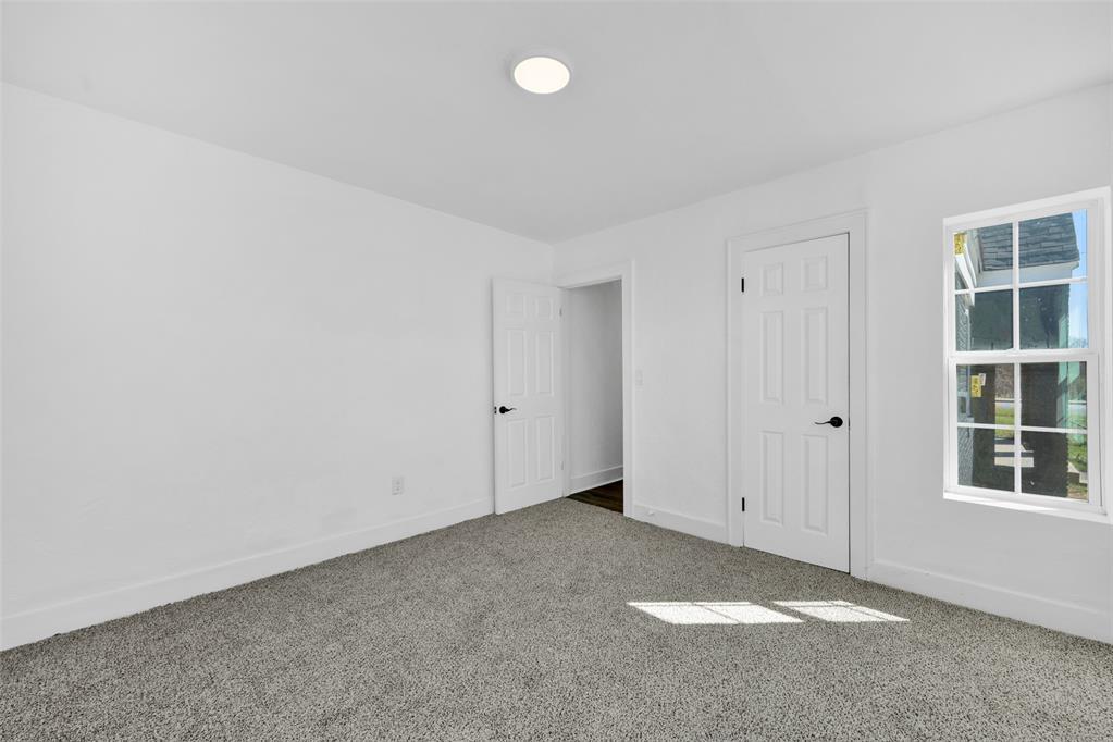 1301 N Mckinley Avenue Property Photo 15