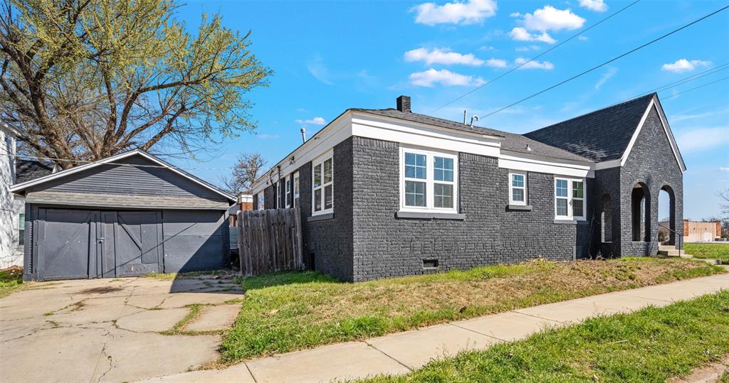 1301 N Mckinley Avenue Property Photo 24