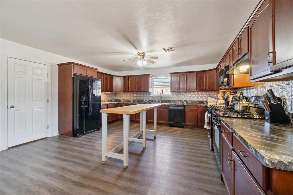 26556 Elm Road Property Photo 18