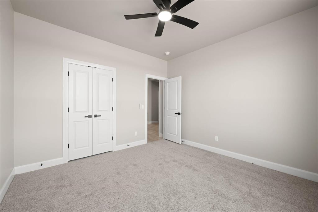 15700 Siloa Avenue Property Photo 31