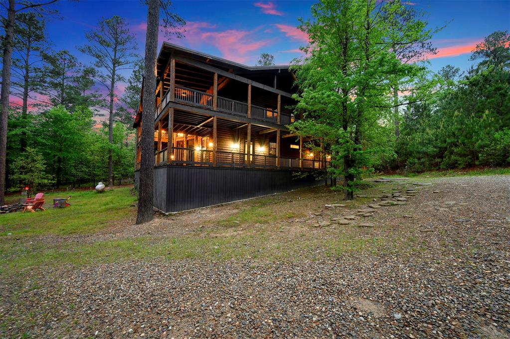 29 Moonseed Circle Property Photo 5