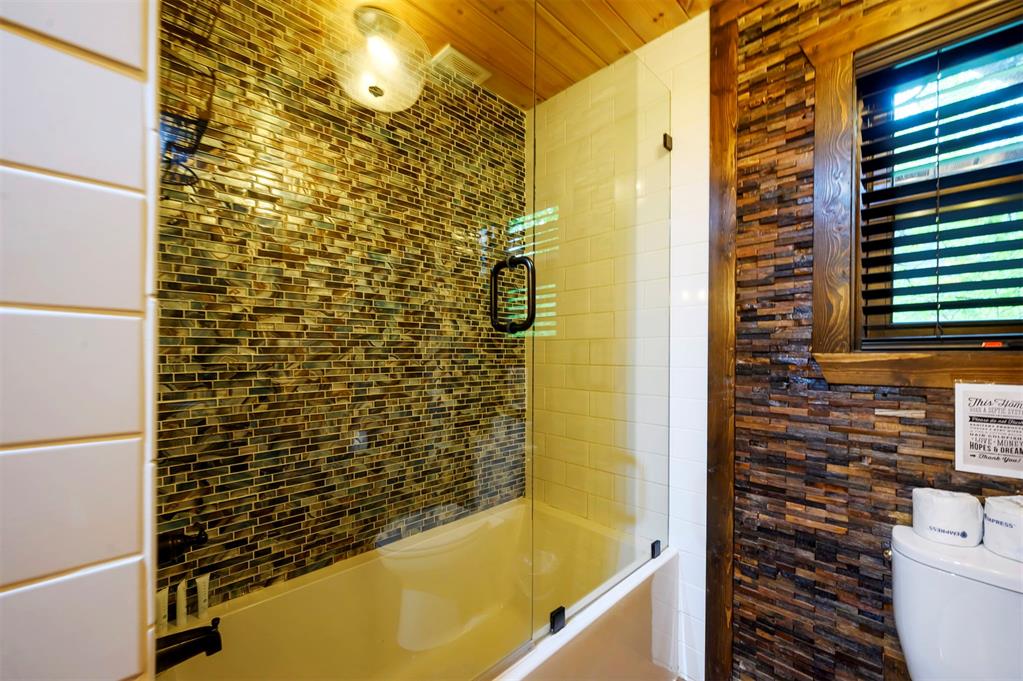 29 Moonseed Circle Property Photo 11