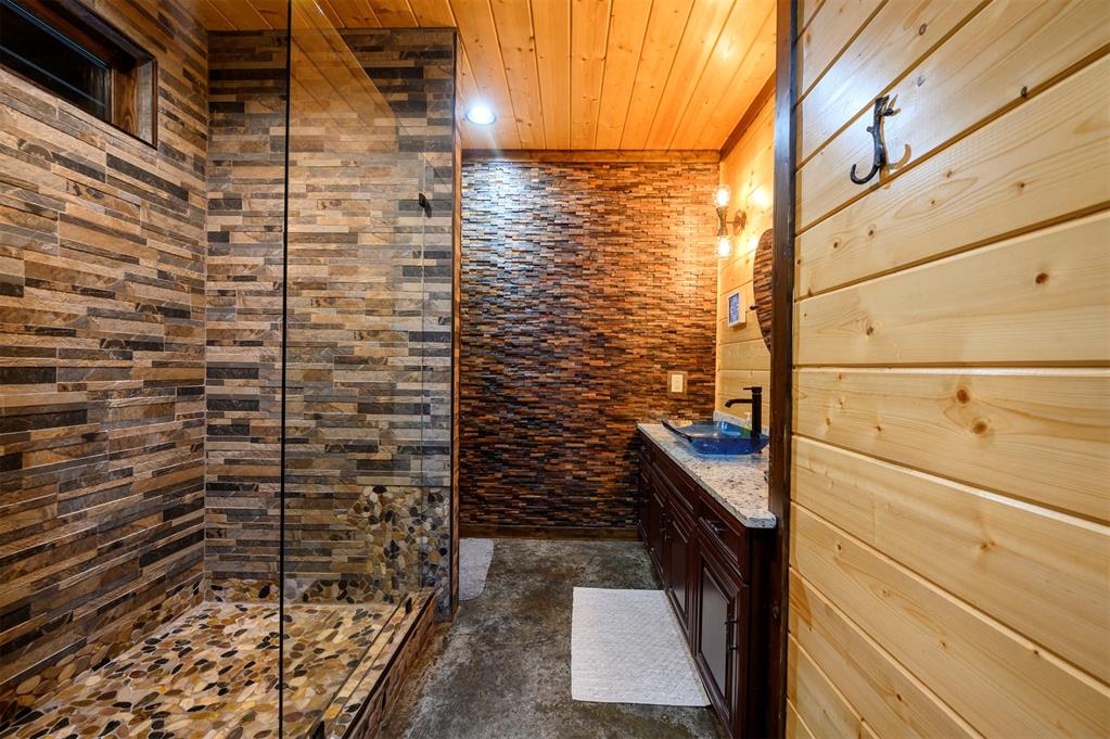 29 Moonseed Circle Property Photo 23