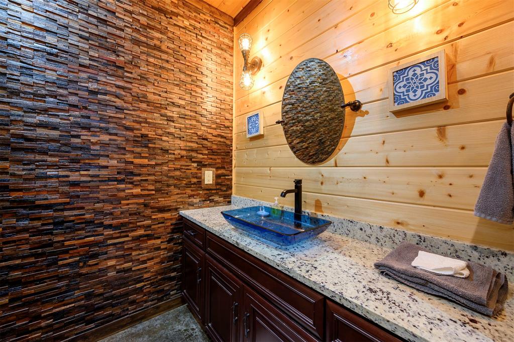 29 Moonseed Circle Property Photo 24