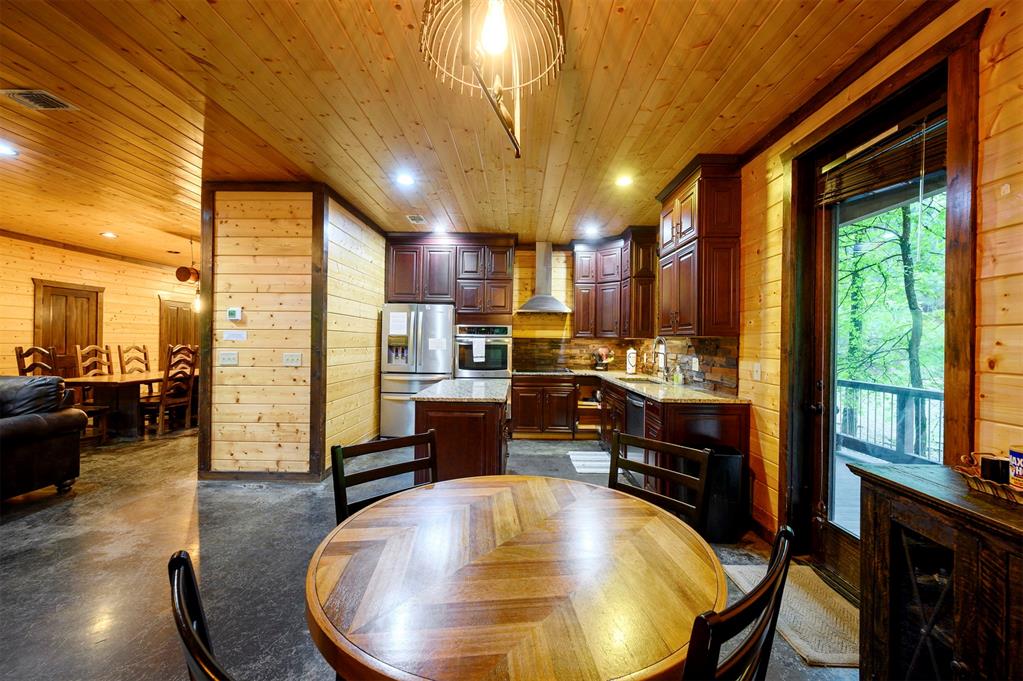 29 Moonseed Circle Property Photo 36