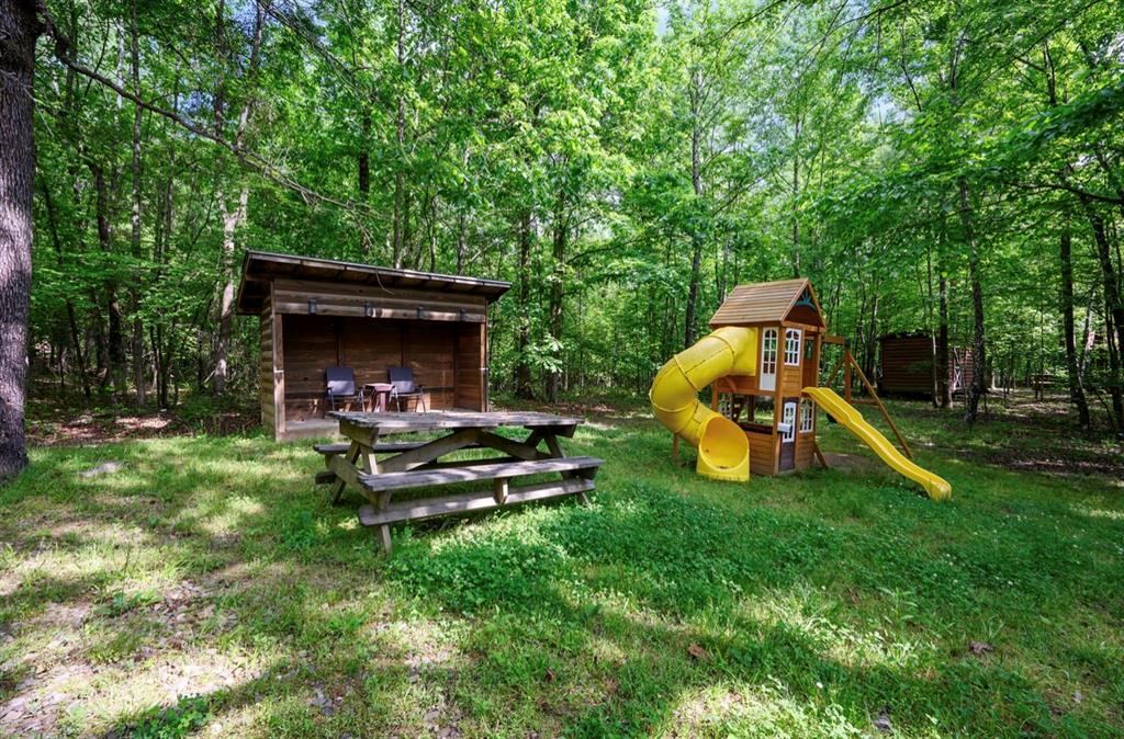 22 E. G. Lane Property Photo 42