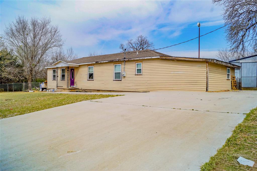 95 3rd Street Property Photo 2