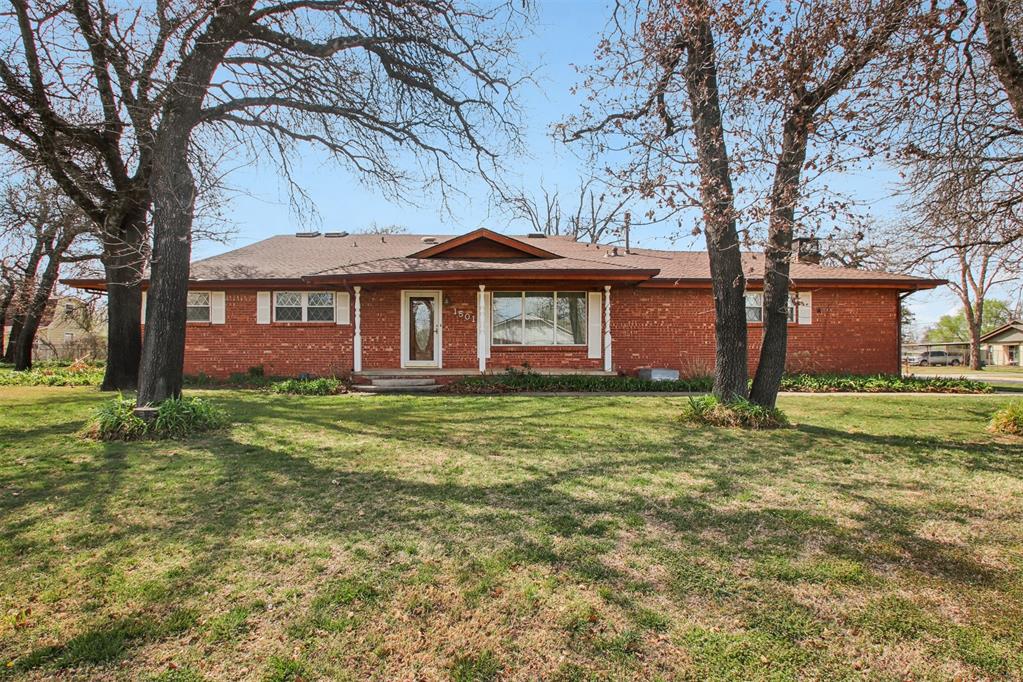 1501 S Avery Avenue Property Photo 2