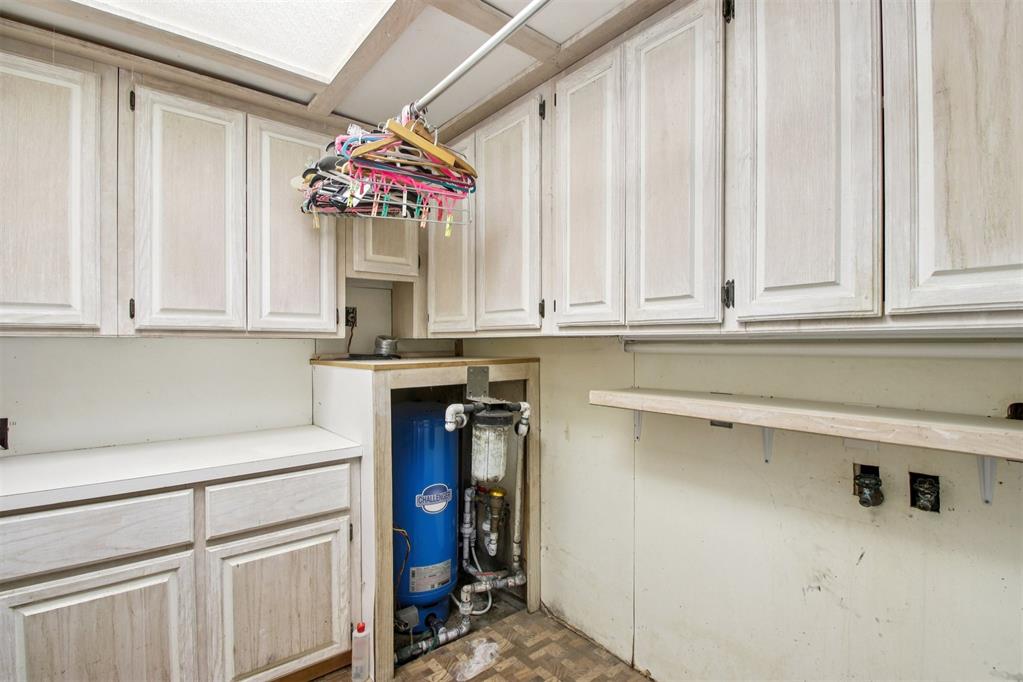 1501 S Avery Avenue Property Photo 15