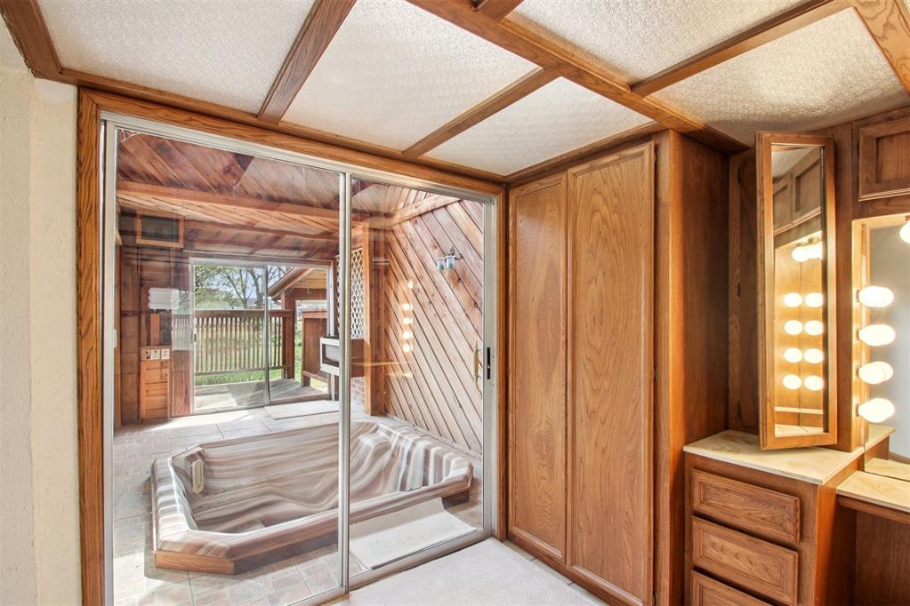 1501 S Avery Avenue Property Photo 33