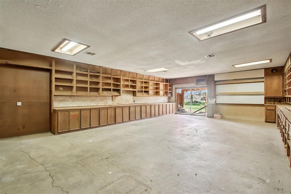 1501 S Avery Avenue Property Photo 38